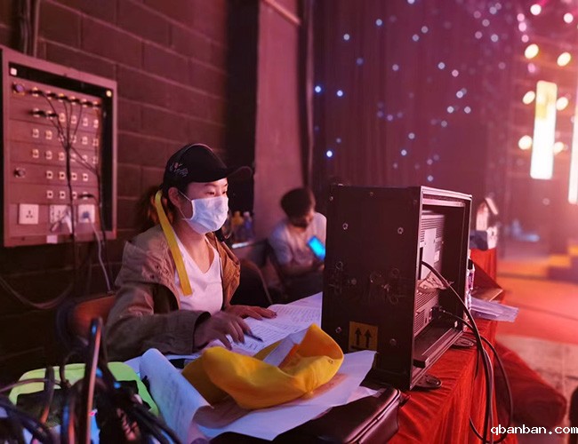 北京必威登录备用网站官网入口-北京演播厅出租,北京晚会活动策划,北京演播室,北京演播厅租赁